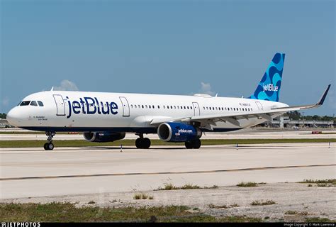 N Jt Airbus A Jetblue Airways Mark Lawrence Jetphotos