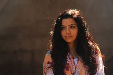 Rajshri Deshpande Hot Photos Veethi