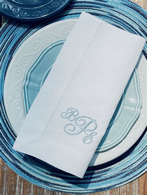 Lulu Monogrammed Embroidered Cloth Napkins White Tulip Embroidery In