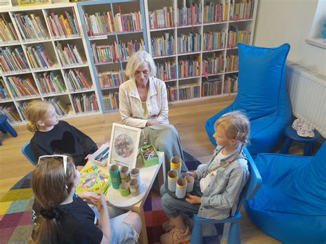 Przybornik na Dzień Dziecka Biblioteka Publiczna w Piasecznie