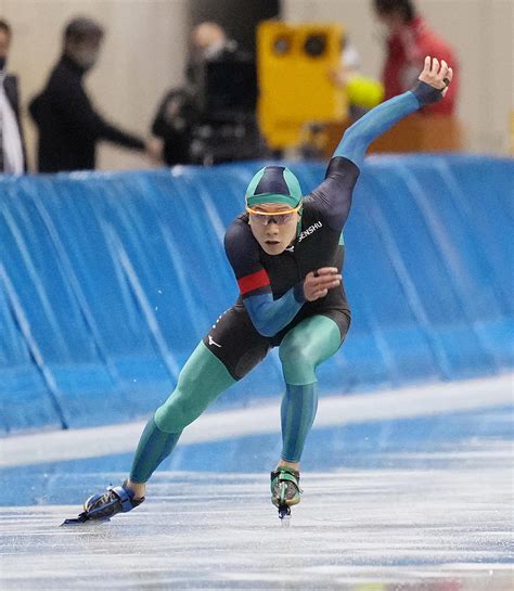 森重航500m初優勝「まだ実感が」五輪代表争いに名乗り Sスケート スポーツ写真ニュース 日刊スポーツ