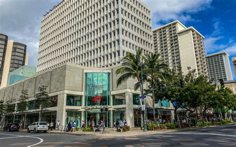 2270 Kalakaua Avenue, Honolulu , HI 96815