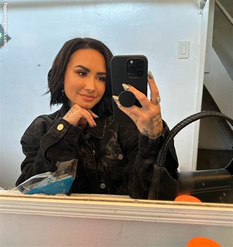 Demi Lovato Nude OnlyFans Leaks Album Girls