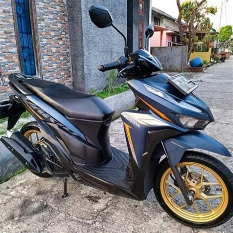 Dijual Sepeda Motor Honda Vario Bekas Buah Dengan Harga Rp