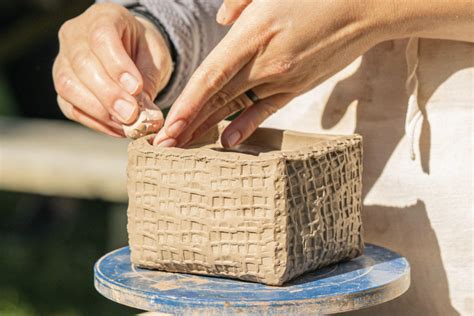 Shelburne Craft School — Handbuilding