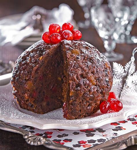 Traditional Christmas pudding | Christmas pudding, Christmas cooking ...