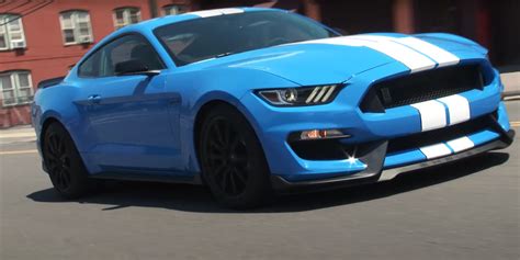 Video 2017 Ford Shelby Gt350 Mustang Performance Review Mustang Specs