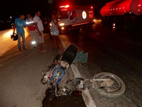 G Motociclista Morre Em Colis O Caminhonete Na Br Em