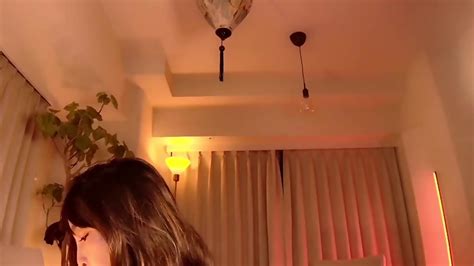 HUge Boobs And Big Ass Bbw Asian Milf Webcam Dildo Show