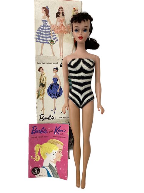 Lot Beautiful Brunette Ponytail Barbie W Original Box