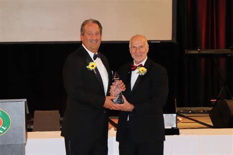 Jimmy miller hendrik contributions are being honored at the local gala 23