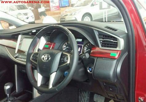 Toyota Innova Dashboard