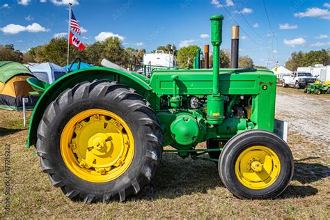 1948 John Deere Model D Tractor Stock Photo | Adobe Stock