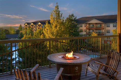 Planning The Best Romantic Branson Mo Getaways For Couples