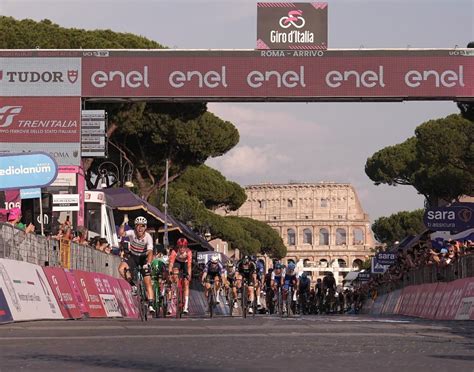 Cavendish Fa Vittorie Al Giro Ditalia Nel Giorno Del Trionfo Di