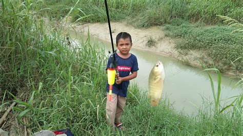 Mancing Ikan Betik Babon Di Temani Si Bocil Ternyata Si Bocil Lincah