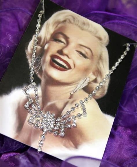 1950 S Marilyn Monroe Inspired Sparkling Diamante Necklace Necklace