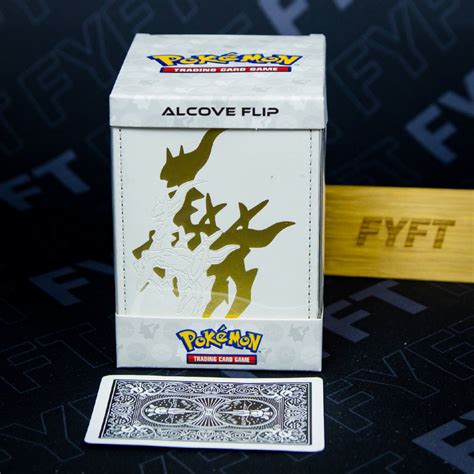 Pokémon Elite Series Arceus Alcove Flip Up Krabička Na Karty