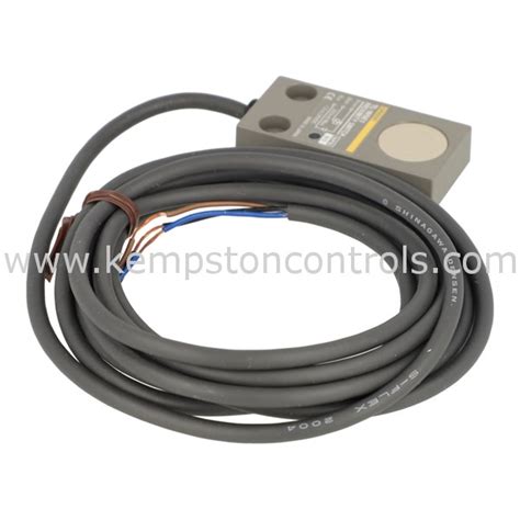 Omron Tl W E Proximity Sensor Mm Range Inductive Shielded Dc