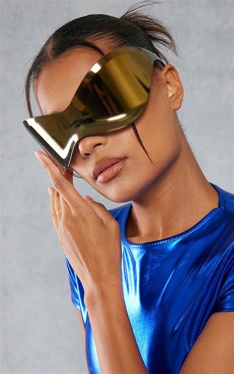 Gold Mirrored Extreme Visor Shield Sunglasses Prettylittlething Usa