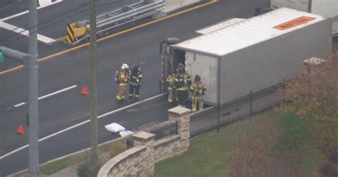 Overturned Tractor Trailer Snarls Traffic In Bensalem Cbs Philadelphia