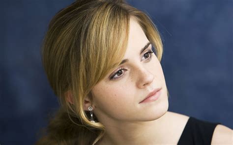 Emma Watson The Beautiful Girl Wide Wallpapers Hd Wallpapers Id 239