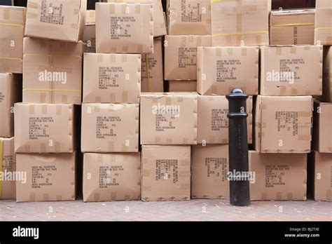 Cardboard Boxes Banque De Photographies Et Dimages Haute R Solution