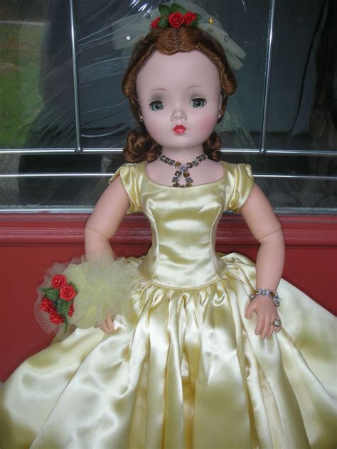 Beautiful Vintage 1950s Cissy Doll By Madame Alexander Yellow From