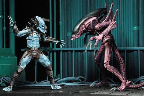 Sdcc Neca Official Images And Info Alien Vs Predator Arcade