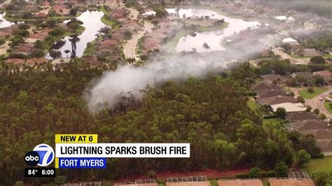 Lightning Sparks Fire Near Fort Myers Apartment Complex Youtube