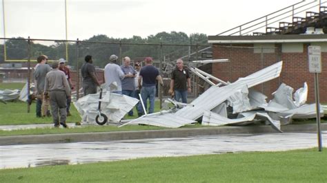 Deer Park residents left to clean behind damage caused by storms moving ...