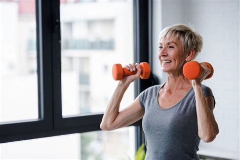 Quick Workouts for Seniors in San Diego: Build Muscle!