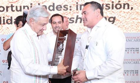 In Dito Encuentro De Ren N Barrera Y Amlo En La Convenci N Bancaria En