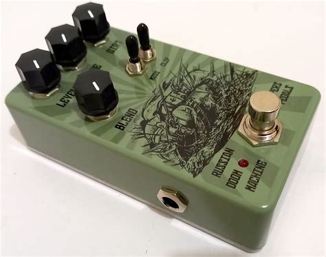 Pepers Pedals Russian Doom Machine V2 Green Big Muff Reverb