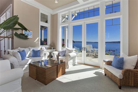 Breathtaking Waterfront Home Designs