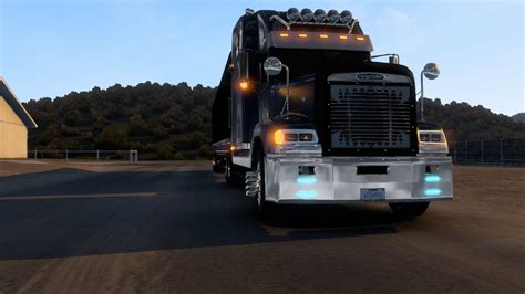 Llevando Bultos De Cemento Con La Freightliner Gld American Truck