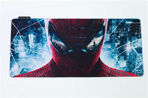 MousePad Pro RGB XXL Diseño Spiderman 90x40cm V y T Computación