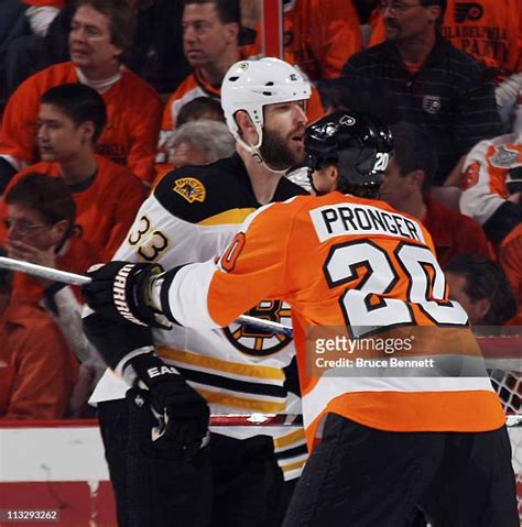 3910 Chris Pronger Photos And High Res Pictures Getty Images