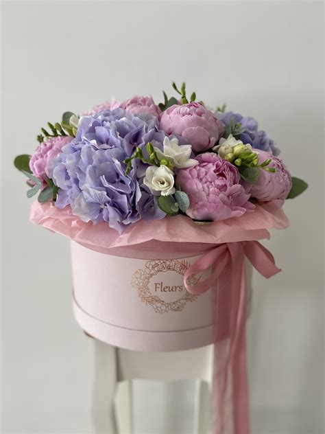 Pin by Maria Lizarazo Mejia on 80 año s mama | Flower arrangements diy ...