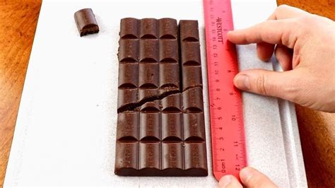 Infinite Chocolate Bar Trick (EXPLAINED) | Bar tricks, Infinite chocolate, Chocolate bar