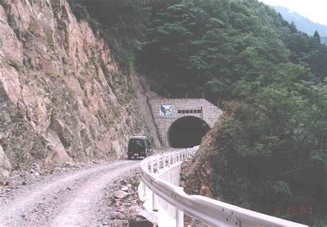 神奈川県の林道トンネル（Ⅰ）