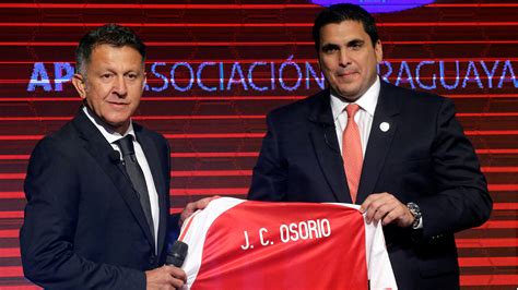 Presentaron A Juan Carlos Osorio Como Nuevo Dt De Paraguay Es Una