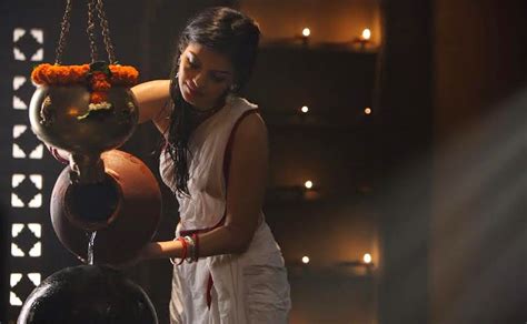 Hot Gallery The Hot Pics Of Sonali Raut Braless In Wet Saree In Himesh Reshammiya S Upcoming Film