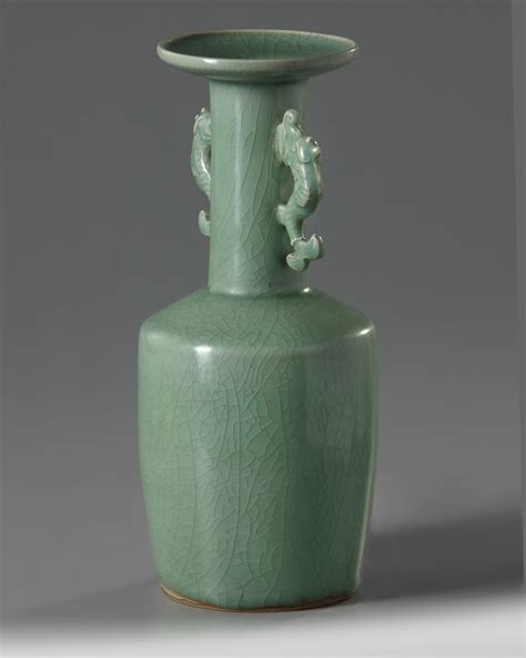 A Chinese Longquan Celadon Kinuta Vase