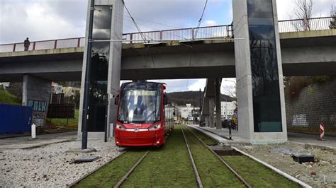 V Bratislave pribudne 30 nových a klimatizovaných električiek TV Markíza