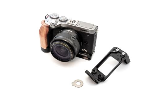 讓 EOS M6 Mark II 更好用的 SmallRig L 支架配件開箱分享 SmallRig L Bracket for Canon