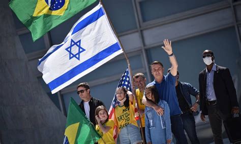 Israelenses estão incomodados a apropriação da bandeira do país em