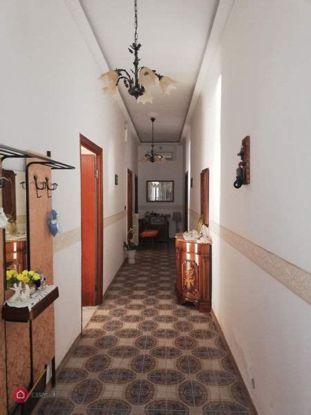 Casa Indipendente In Vendita In Via Avezzano II Traversa A Santa Maria