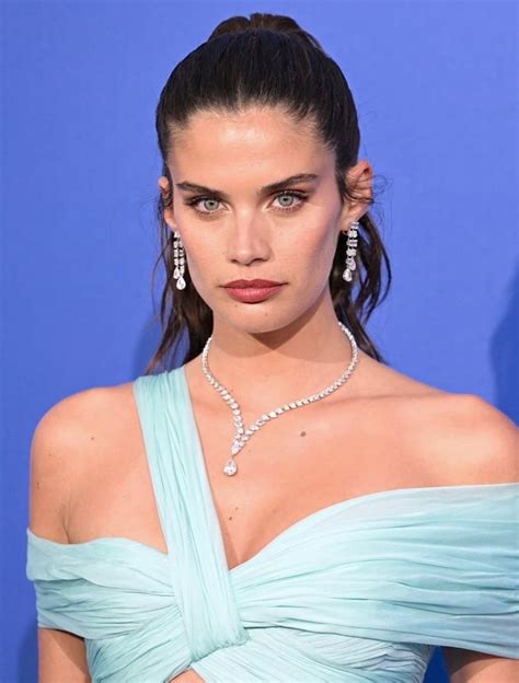 Sara Sampaio