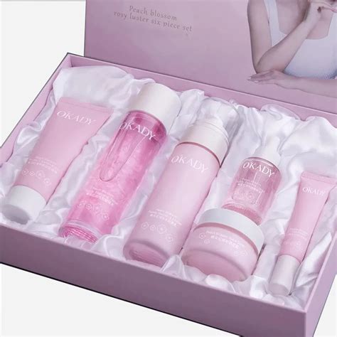 Korean Private Label Deep Moisturizing Facial Set Skincare Kit Cherry